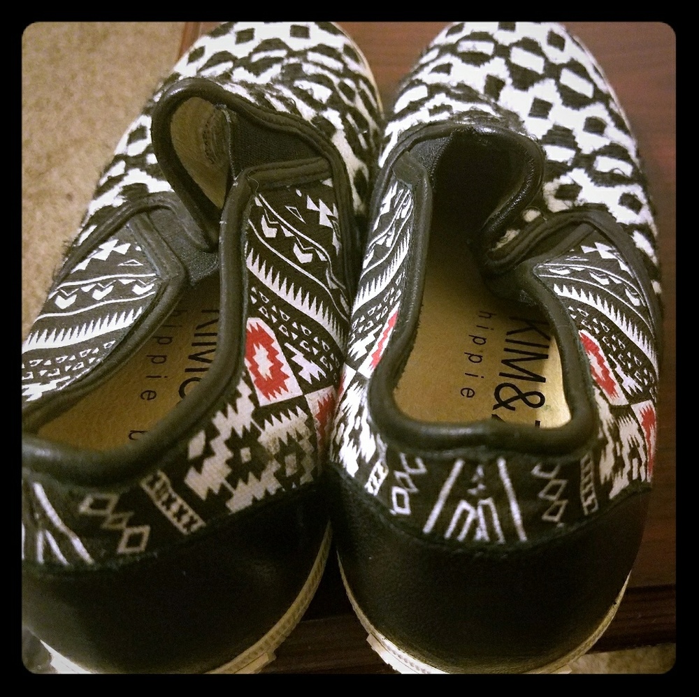 Flat sneakers/shoes